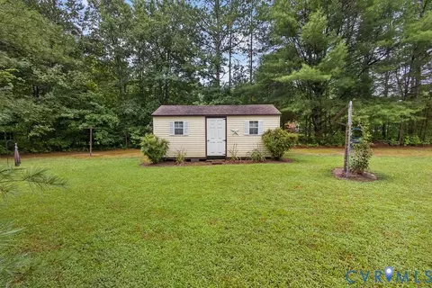 Exterior - 19541 Templeton Rd, Carson, VA 23830 photo 2 of 5