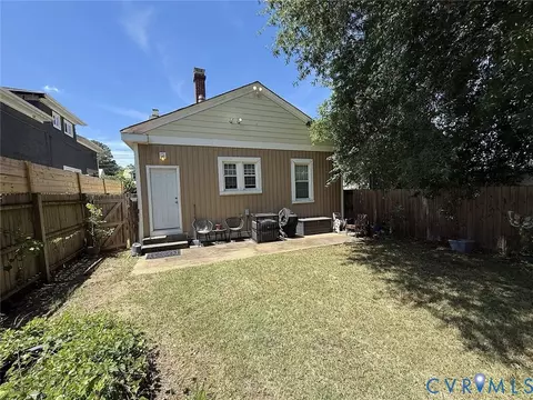 Exterior - 117 E 33rd St, Richmond, VA 23224 photo 2 of 2