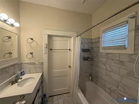 Bath - 117 E 33rd St, Richmond, VA 23224 photo 1 of 2