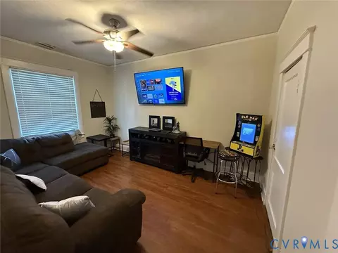 Living - 117 E 33rd St, Richmond, VA 23224 photo 2 of 2