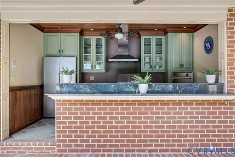Kitchen - 14121 W Salisbury Rd, Midlothian, VA 23113 photo 6 of 7