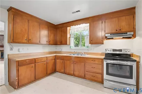 Kitchen - 3600 Bathgate Rd, Richmond, VA 23234 photo 1 of 3