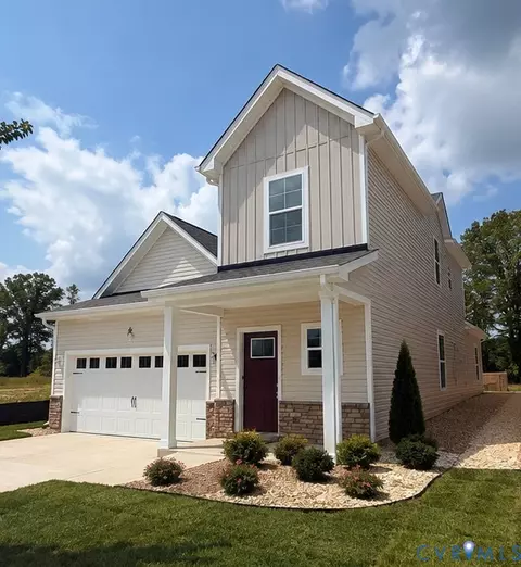 9004 Szalay Ln, Ashland, VA 23005