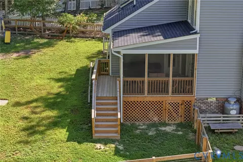 Exterior - 6010 Mill Spring Ct, Midlothian, VA 23112 photo 13 of 14