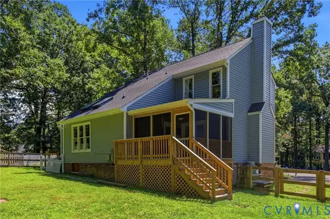 Exterior - 6010 Mill Spring Ct, Midlothian, VA 23112 photo 7 of 14