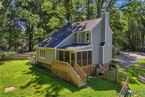 Exterior - 6010 Mill Spring Ct, Midlothian, VA 23112 photo 10 of 14