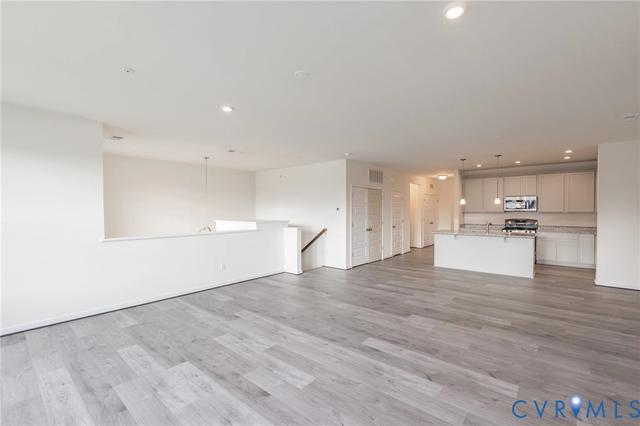 5400 Raysdale Rd #201, Glen Allen, VA 23059