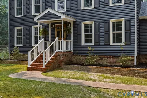 Exterior - 13232 Singer Rd, Midlothian, VA 23112 photo 3 of 10
