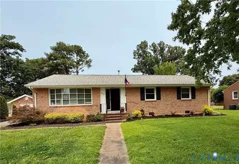 113 S Plains Dr, Petersburg, VA 23805
