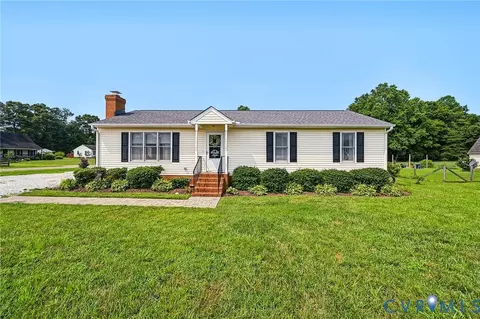 5613 Quinton Estates Dr, Quinton, VA 23141
