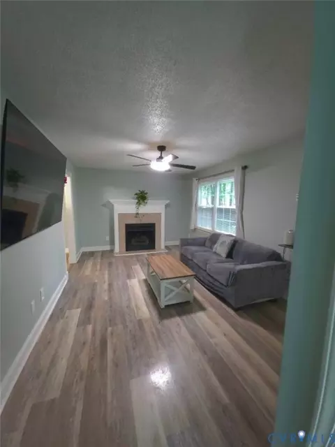 6590 Pine Haven Cir, Gloucester, VA 23061 photo 6
