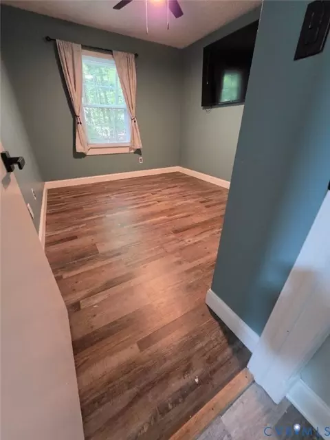6590 Pine Haven Cir, Gloucester, VA 23061 photo 10