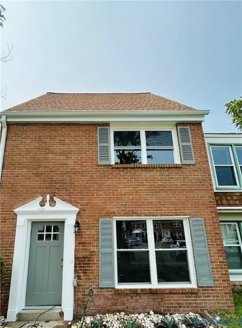 3306 Weeping Willow Ln, Virginia Beach, VA 23453