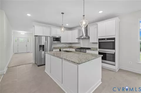 Kitchen - 199 Gibson St, Bumpass, VA 23024 photo 1 of 4