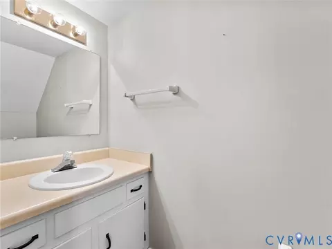 Bath - 5702 Standing Oak Rd, Midlothian, VA 23112 photo 1 of 3