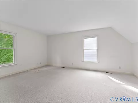 Bedroom - 5702 Standing Oak Rd, Midlothian, VA 23112 photo 11 of 12