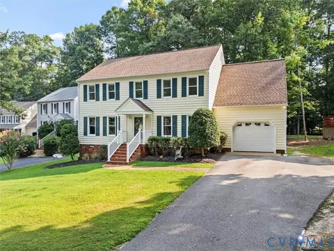 Exterior - 5702 Standing Oak Rd, Midlothian, VA 23112 photo 10 of 11