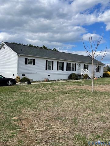 834 Lakeview Dr, Heathsville, VA 22473