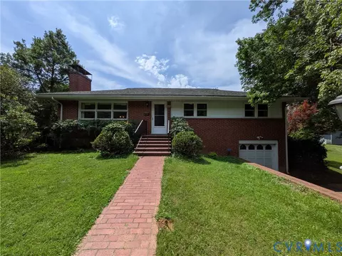 1209 Ashland Cir, Bedford, VA 24523