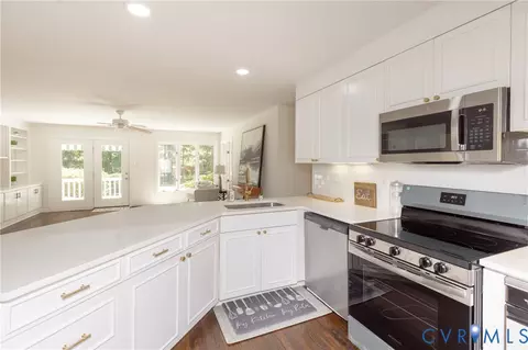 Kitchen - 751 Blakeston Dr, Richmond, VA 23236 photo 3 of 4