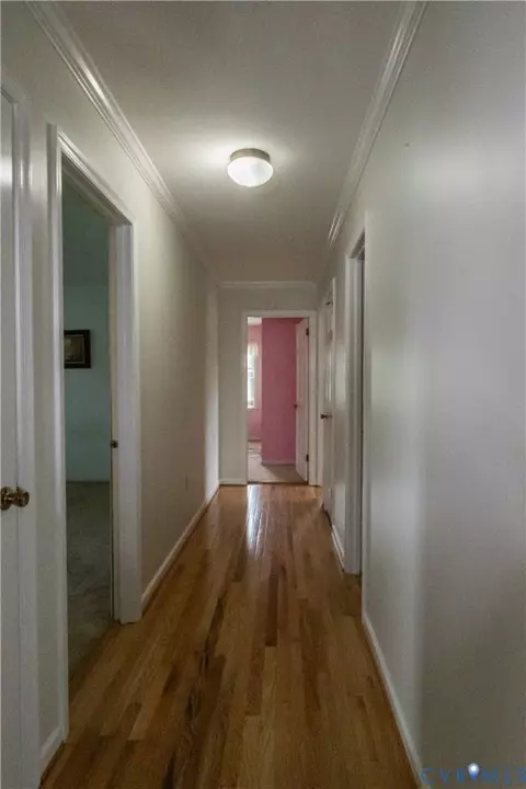 Entry Way - 309 Old Plank Rd, Kenbridge, VA 23944 photo 4 of 5