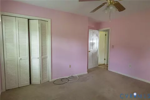 Bedroom - 309 Old Plank Rd, Kenbridge, VA 23944 photo 3 of 7