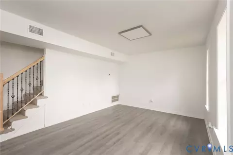 Living - 3706 Luckylee Cres, Ampthill, VA 23234 photo 4 of 4