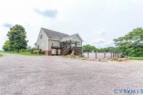 Exterior - 827 Sutherland Rd, Church Road, VA 23833 photo 12 of 12