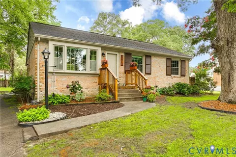 6312 Halrose Ln, Richmond, VA 23234