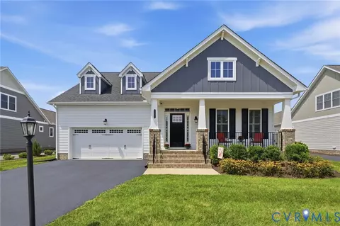 105 Axton Ln, Ashland, VA 23005