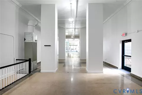 Entry Way - 304 E Grace St, Richmond, VA 23219 photo 1 of 2
