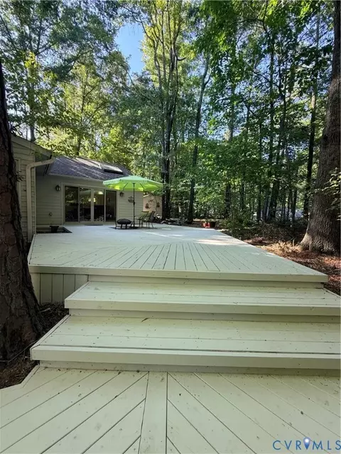 Exterior - 14202 Spring Gate Ter, Midlothian, VA 23112 photo 8 of 14