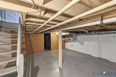 Other - 2425 W Main St, Richmond, VA 23220 photo 5 of 9