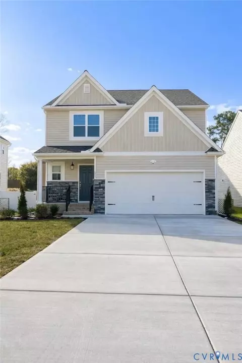 11831 Farnham Woods Dr, Midlothian, VA 23112