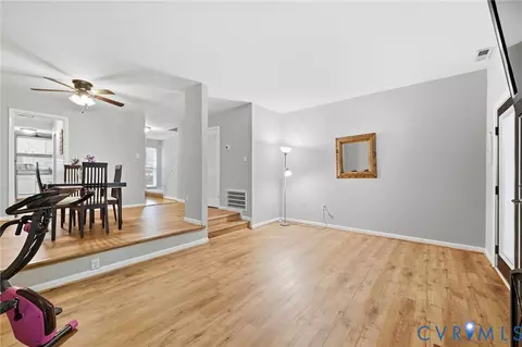 Living - 11906 W Briar Patch Dr, Midlothian, VA 23113 photo 3 of 4