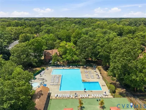 Exterior - 11906 W Briar Patch Dr, Midlothian, VA 23113 photo 6 of 8
