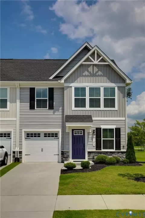 7253 Peyton Randolph Ln, New Kent, VA 23124