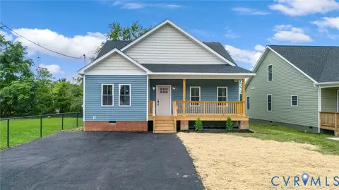 108 Center St, Petersburg, VA 23803