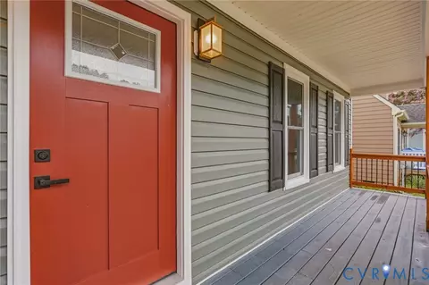 Exterior - 1709 Danhurst Dr, Midlothian, VA 23113 photo 4 of 8