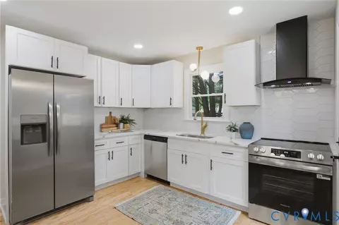 Kitchen - 1709 Danhurst Dr, Midlothian, VA 23113 photo 1 of 2