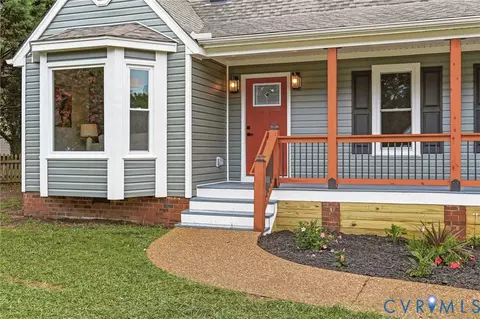 Exterior - 1709 Danhurst Dr, Midlothian, VA 23113 photo 3 of 8