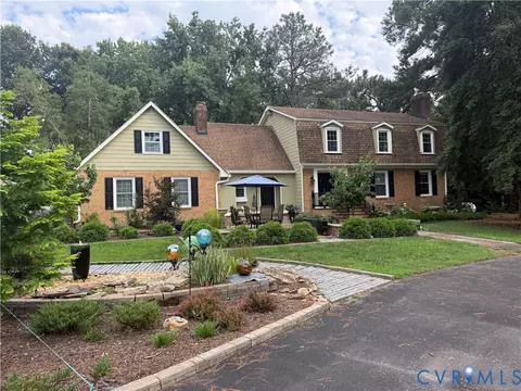 7010 Duncan Rd, North Dinwiddie, VA 23803