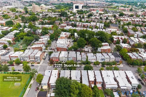 View/Area - 2221 Stuart Ave, Richmond, VA 23220 photo 2 of 11