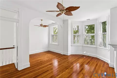 Living - 2221 Stuart Ave, Richmond, VA 23220 photo 4 of 4
