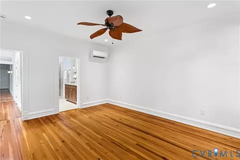 Bedroom - 2221 Stuart Ave, Richmond, VA 23220 photo 2 of 3