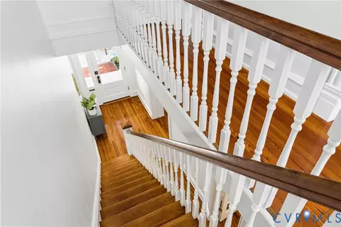 Entry Way - 2221 Stuart Ave, Richmond, VA 23220 photo 9 of 12