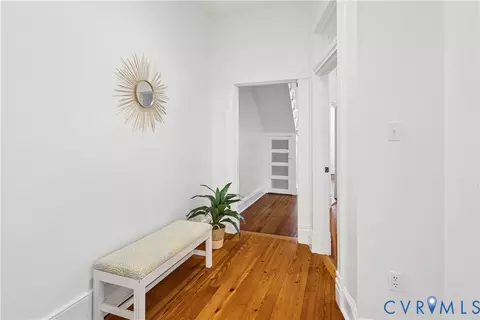 Entry Way - 2221 Stuart Ave, Richmond, VA 23220 photo 8 of 12