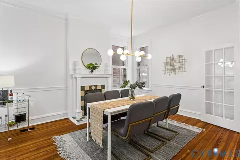 Dining - 2221 Stuart Ave, Richmond, VA 23220 photo 1 of 4