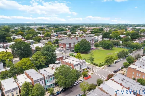 View/Area - 2221 Stuart Ave, Richmond, VA 23220 photo 5 of 11