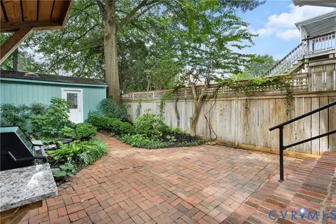 Exterior - 2221 Stuart Ave, Richmond, VA 23220 photo 7 of 10